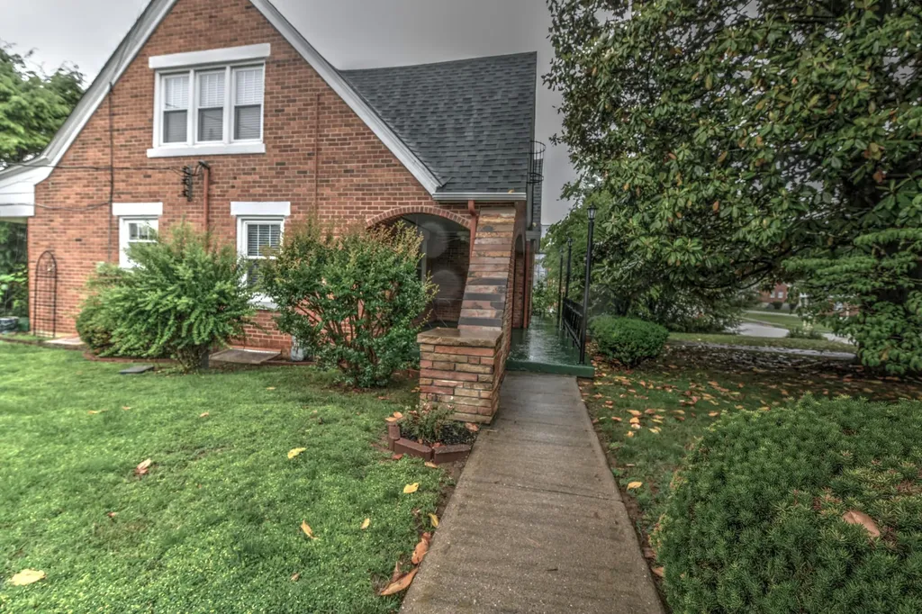 126 Crawford Avenue Somerset KY 42501