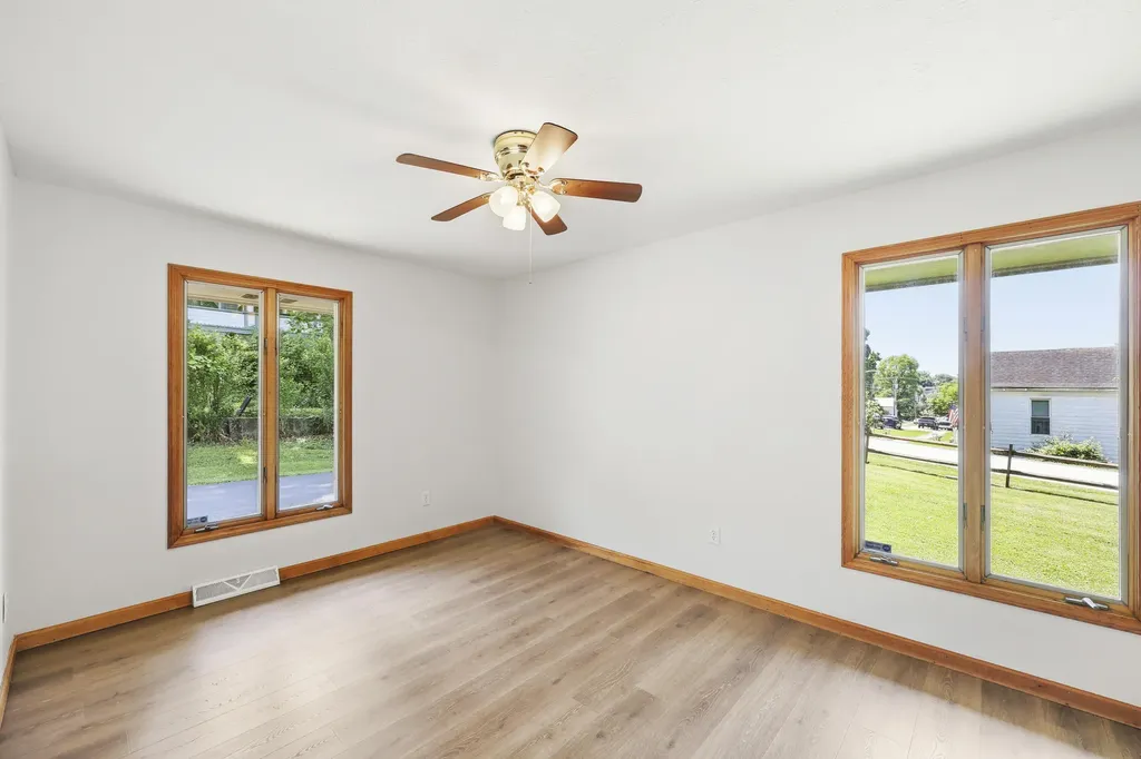 111 W North Street Carlisle KY 40311