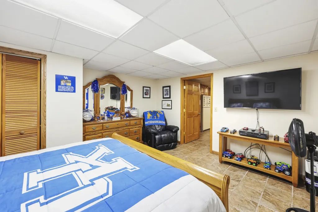 111 W North Street Carlisle KY 40311