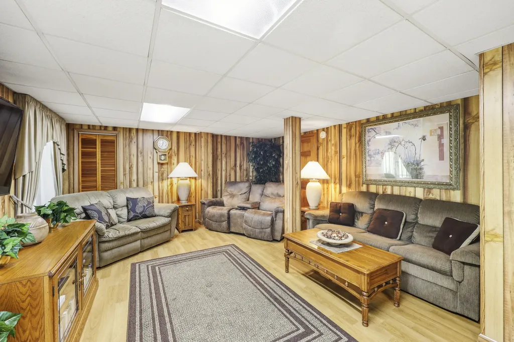 111 W North Street Carlisle KY 40311