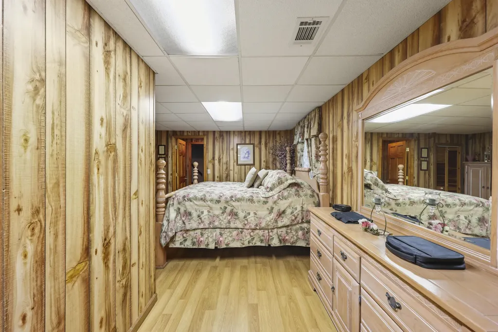111 W North Street Carlisle KY 40311
