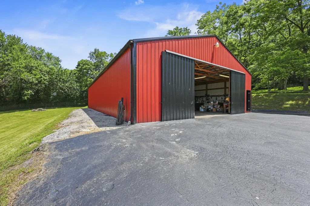 111 W North Street Carlisle KY 40311