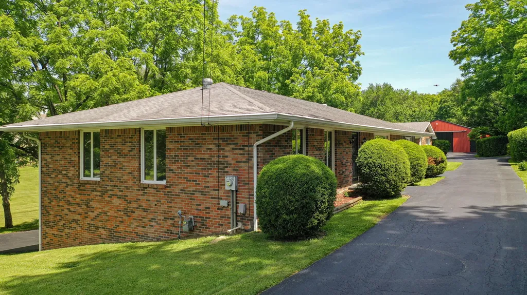 111 W North Street Carlisle KY 40311