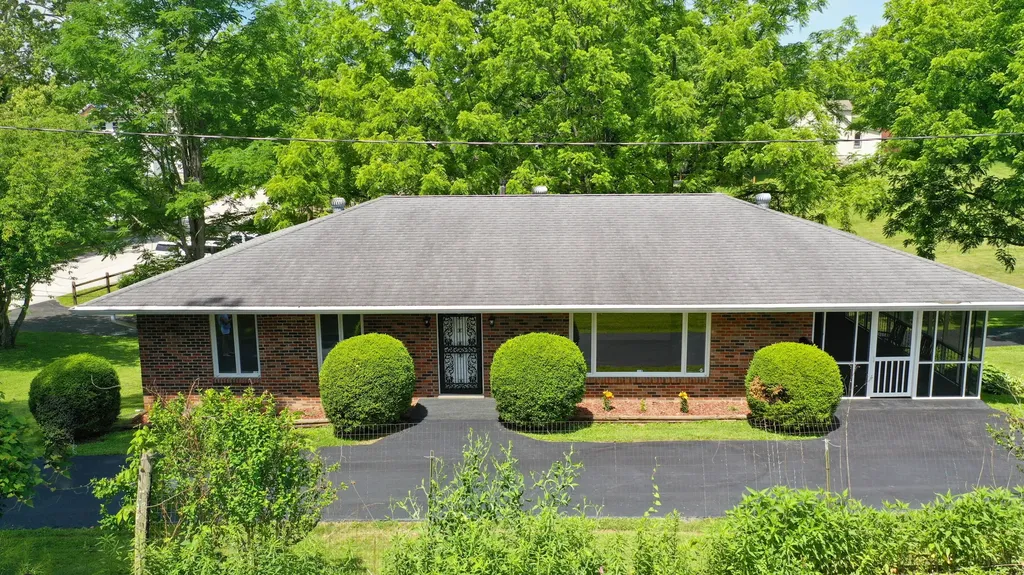 111 W North Street Carlisle KY 40311