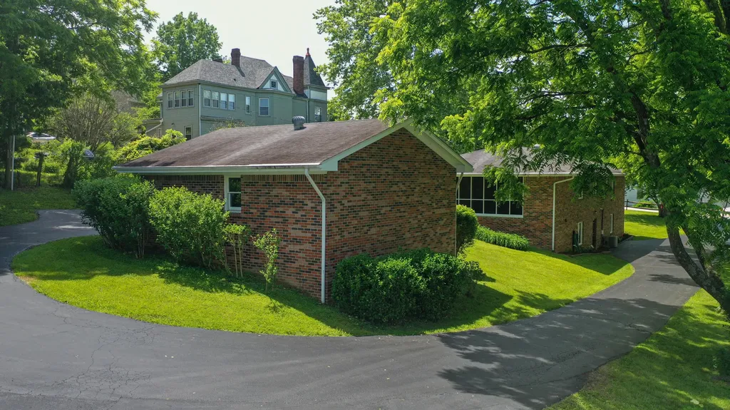 111 W North Street Carlisle KY 40311