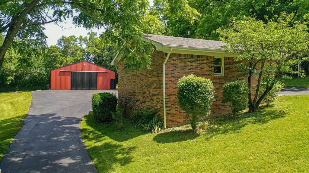 111 W North Street Carlisle KY 40311