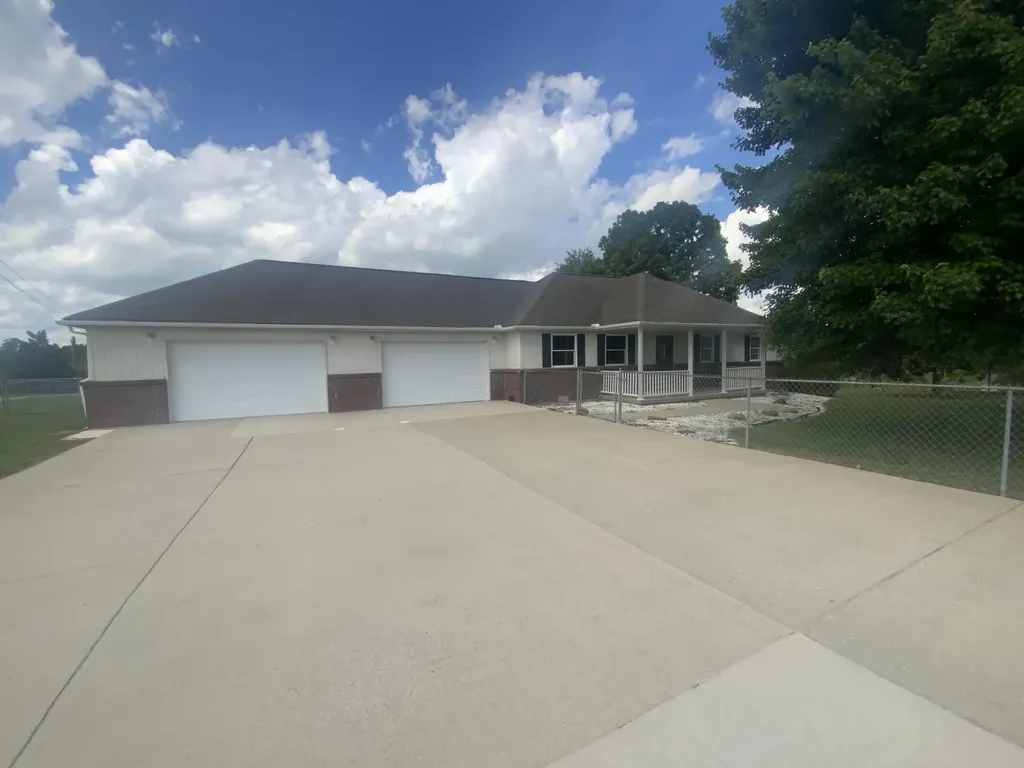 24 Heritage Strunk KY 42649