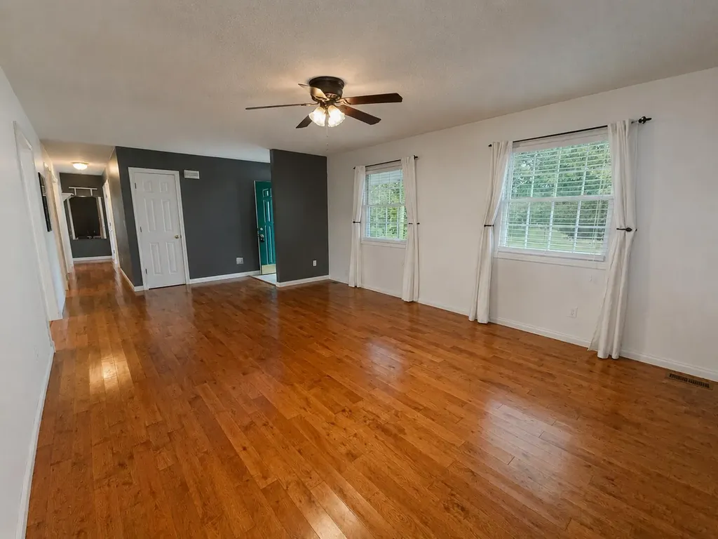 24 Heritage Strunk KY 42649