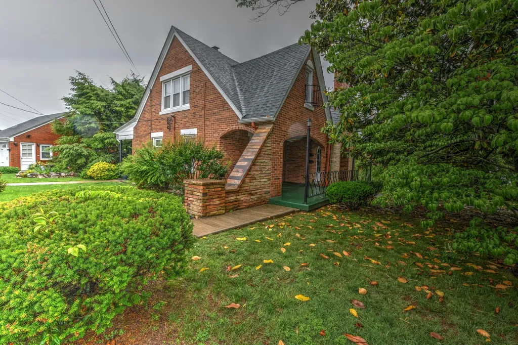 126 Crawford Avenue Somerset KY 42501