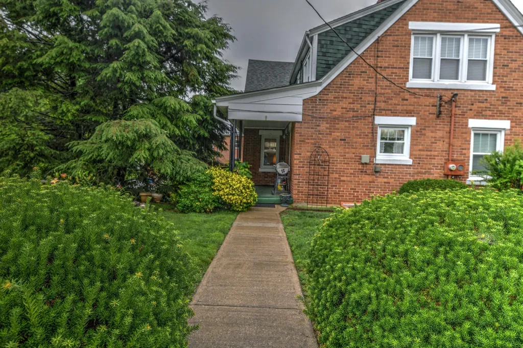 126 Crawford Avenue Somerset KY 42501