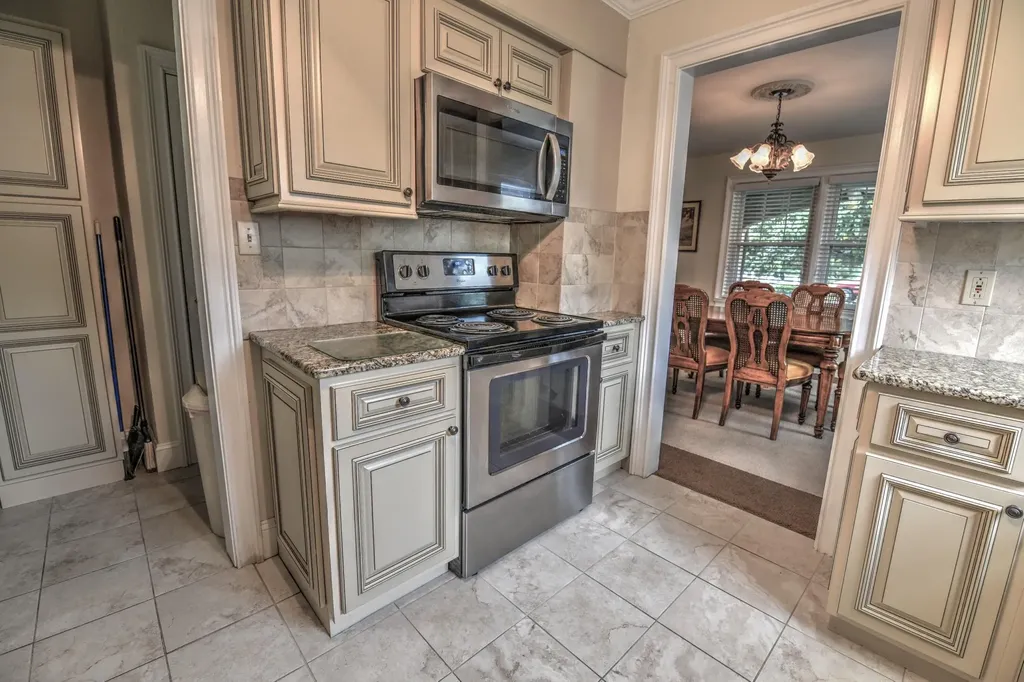 126 Crawford Avenue Somerset KY 42501