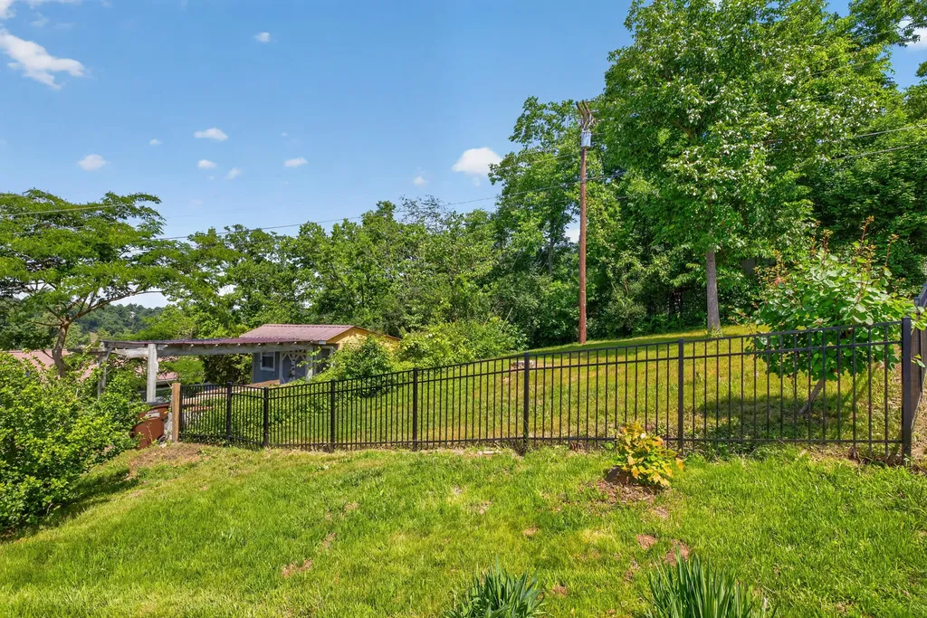 900 Hagers Camp Road Harrodsburg KY 40330
