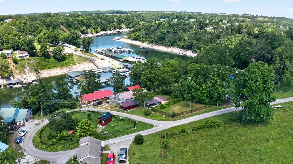 900 Hagers Camp Road Harrodsburg KY 40330