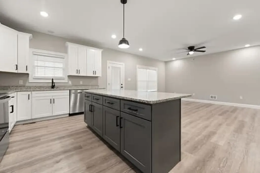 165 Central Park Avenue Berea KY 40403