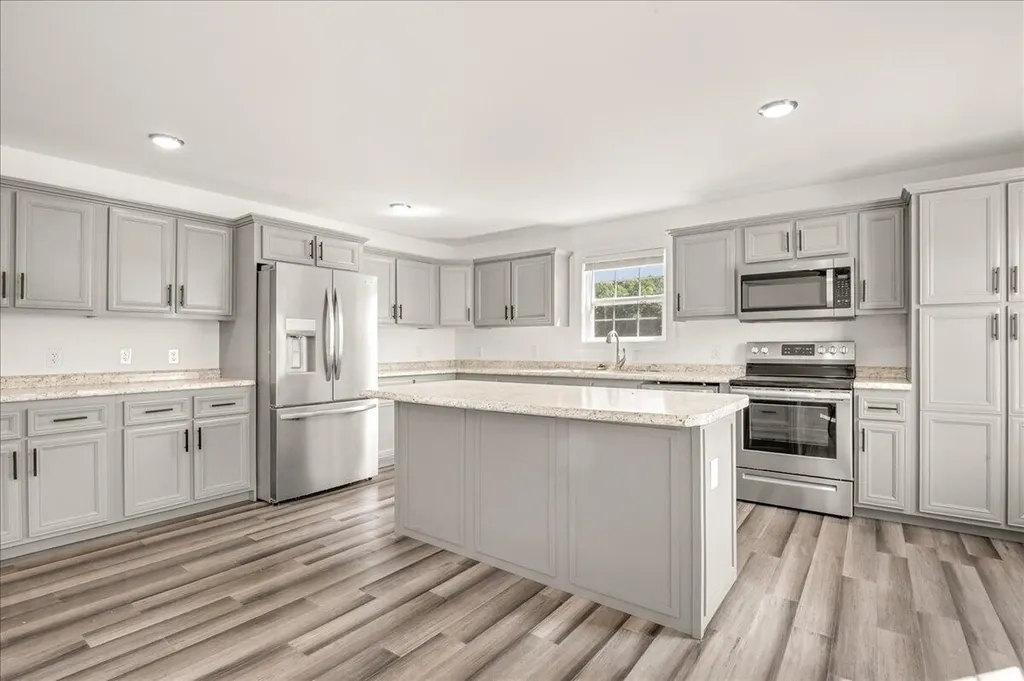668 Slate Lick Road London KY 40741
