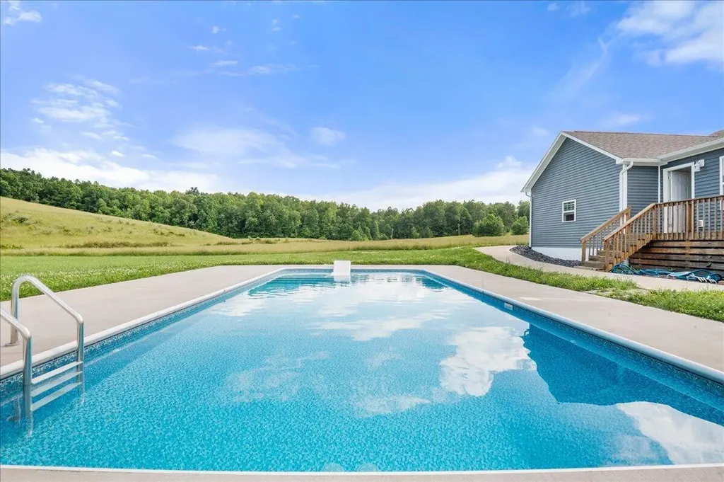 668 Slate Lick Road London KY 40741