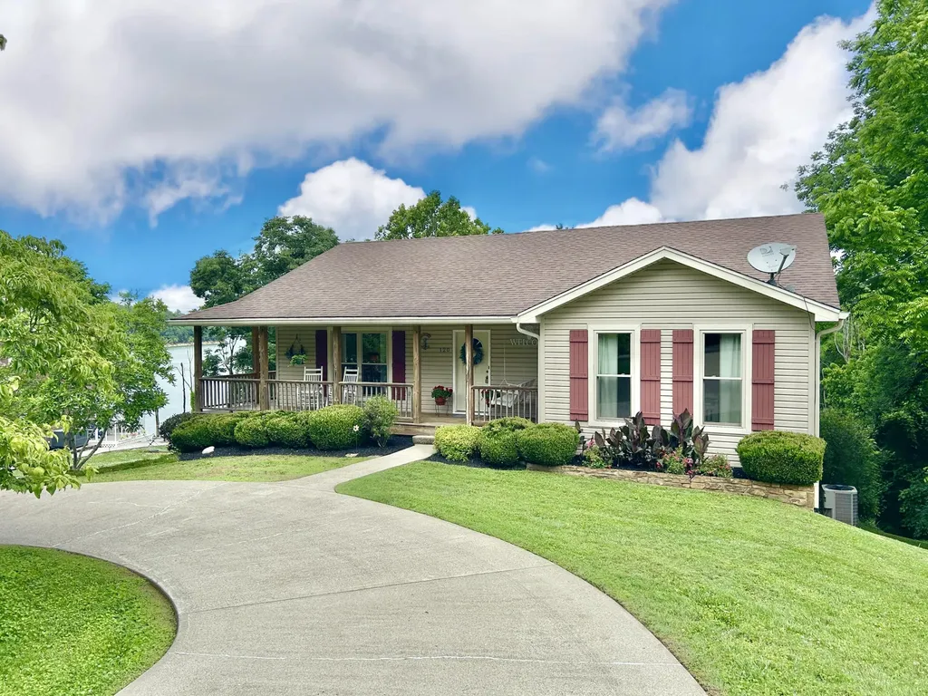120 Woodson Cove Bronston KY 42518