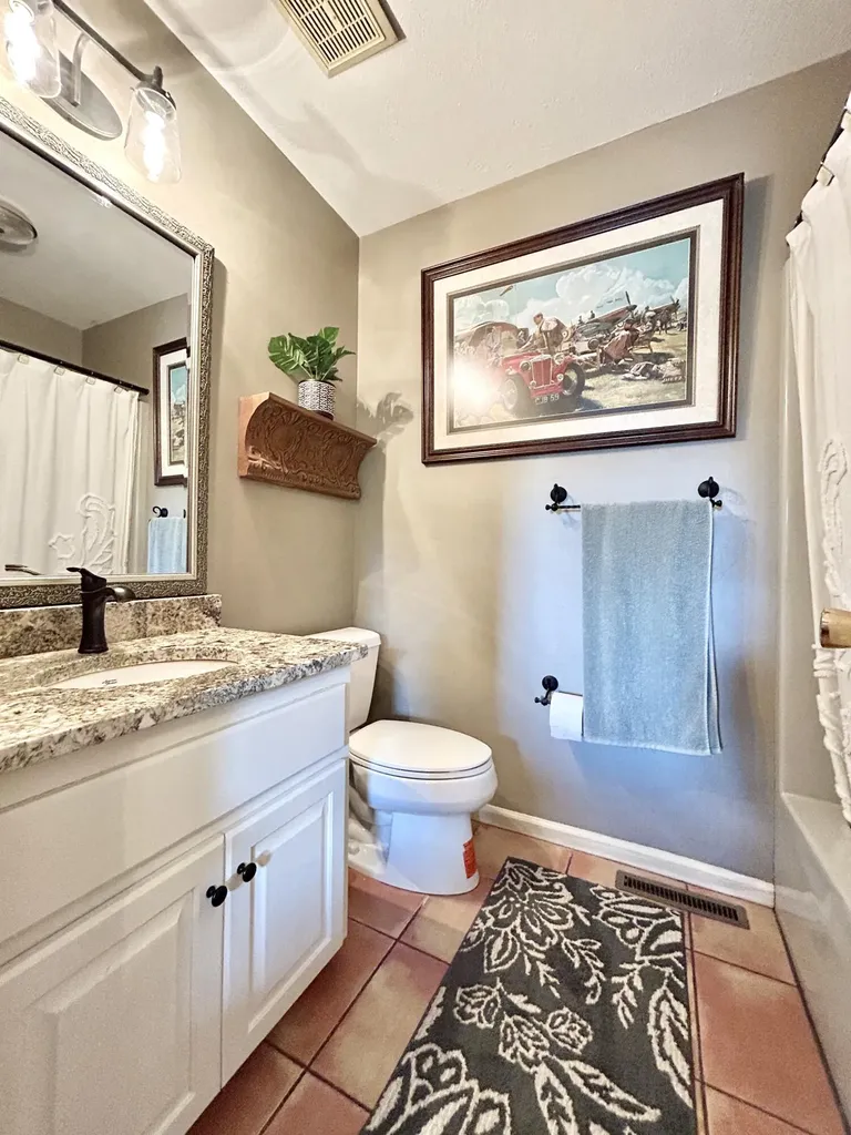 120 Woodson Cove Bronston KY 42518