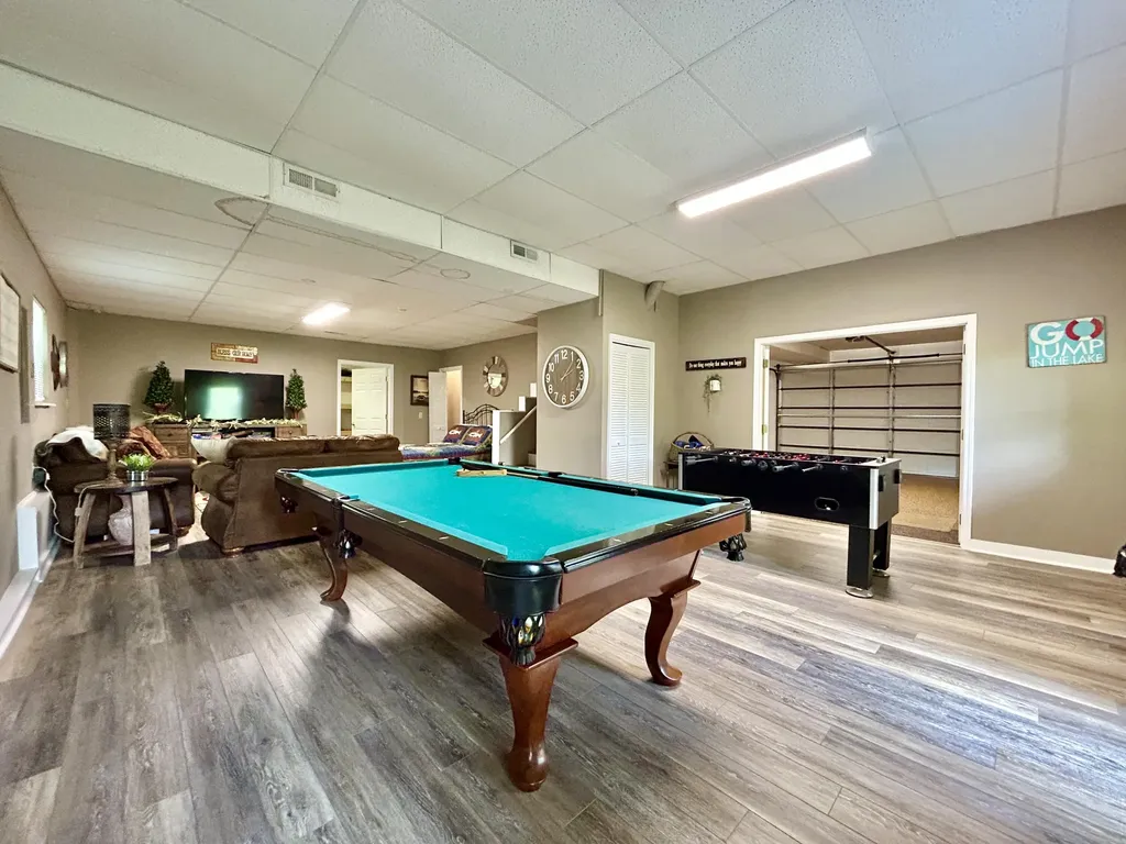 120 Woodson Cove Bronston KY 42518