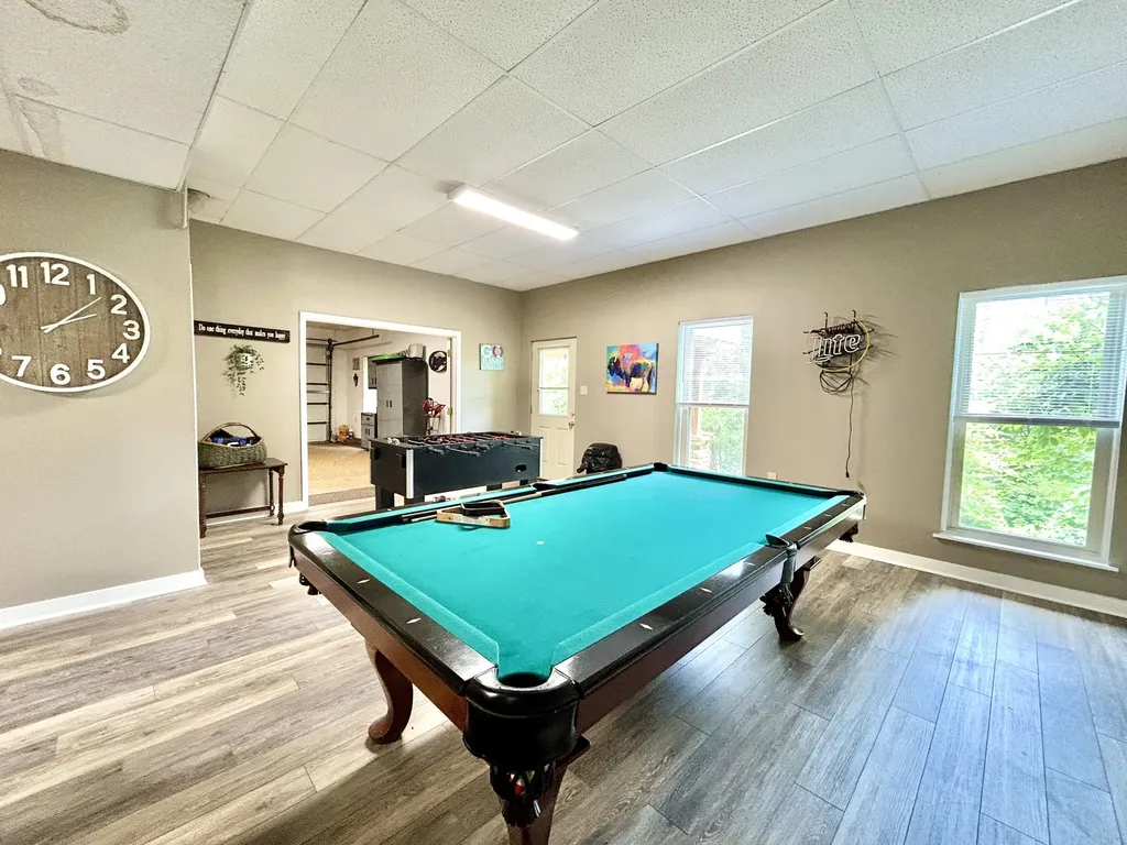 120 Woodson Cove Bronston KY 42518
