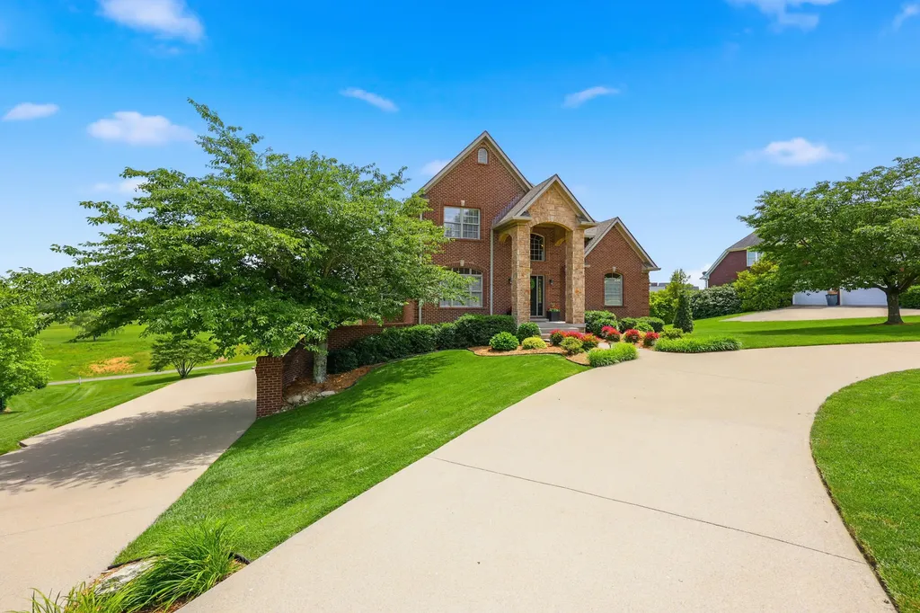 226 Bluffwood Drive Danville KY 40422