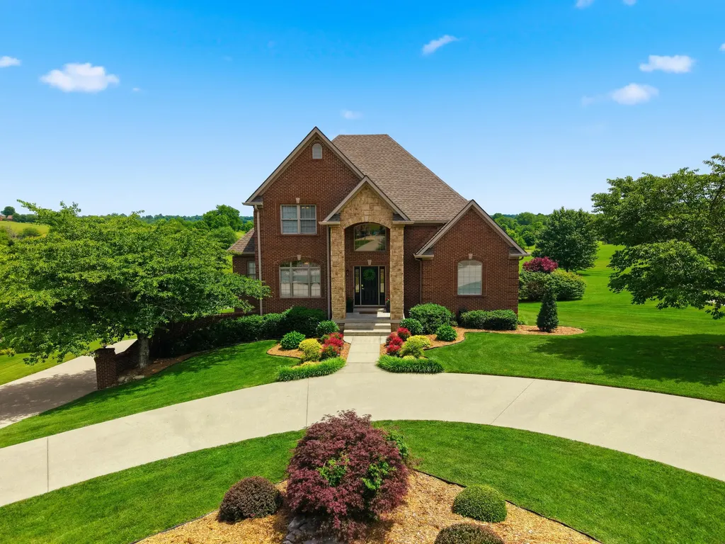 226 Bluffwood Drive Danville KY 40422