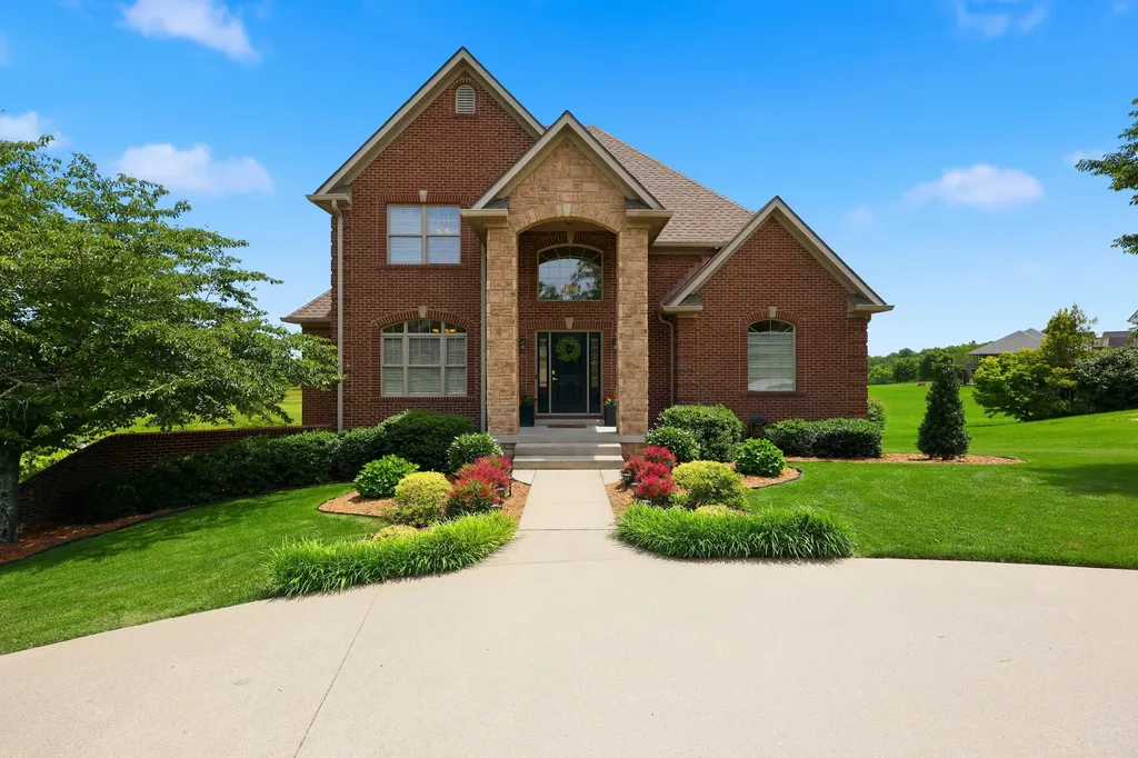 226 Bluffwood Drive Danville KY 40422