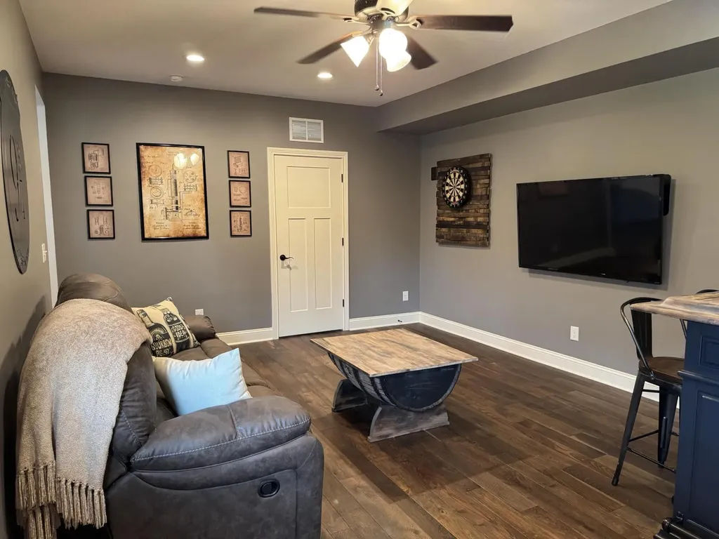 101 Kingston Drive Georgetown KY 40324