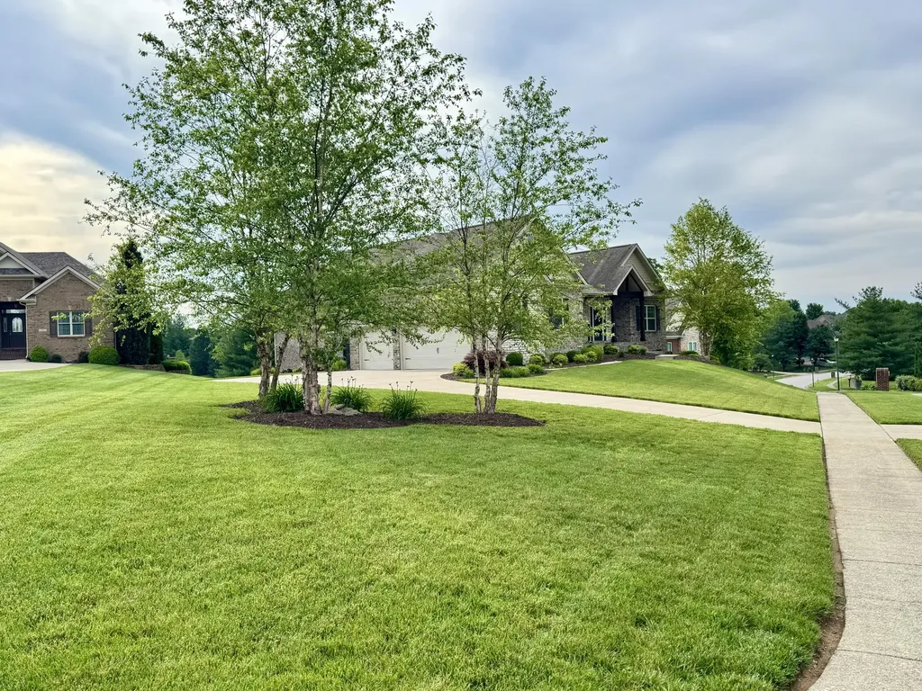 101 Kingston Drive Georgetown KY 40324