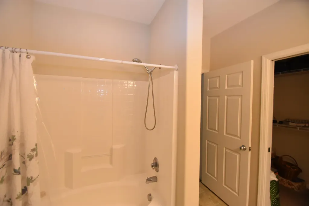 4218 Reserve Road Lexington KY 40514