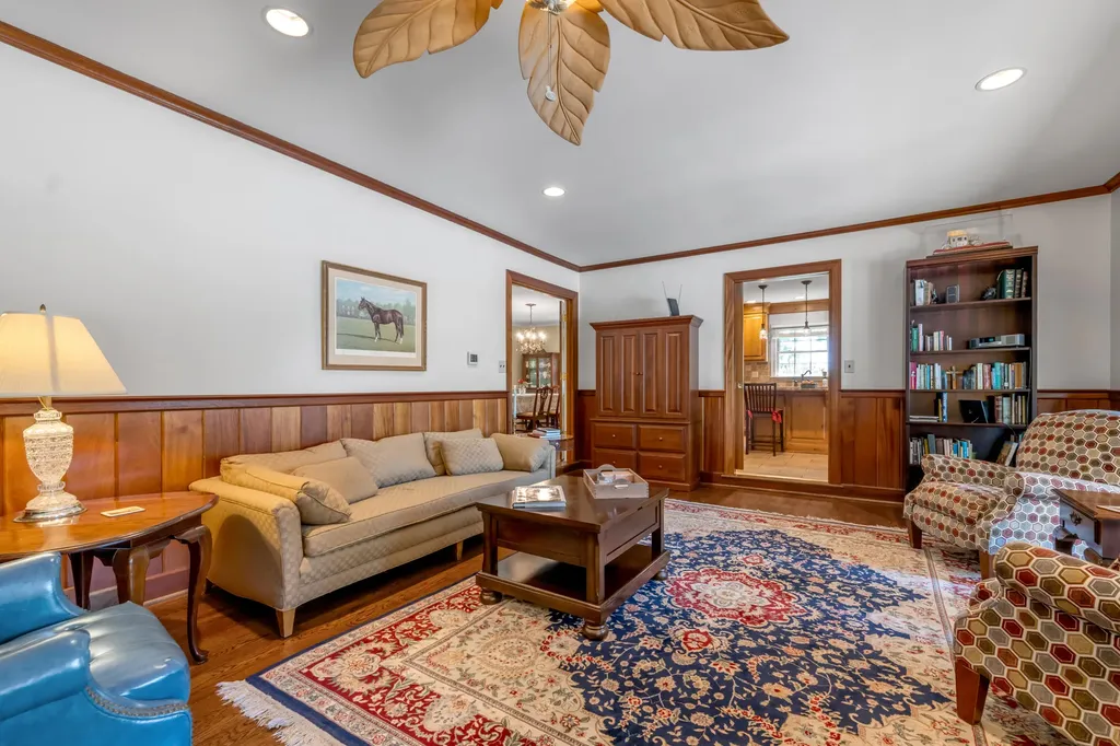 255 Shryocks Ferry Road Versailles KY 40383