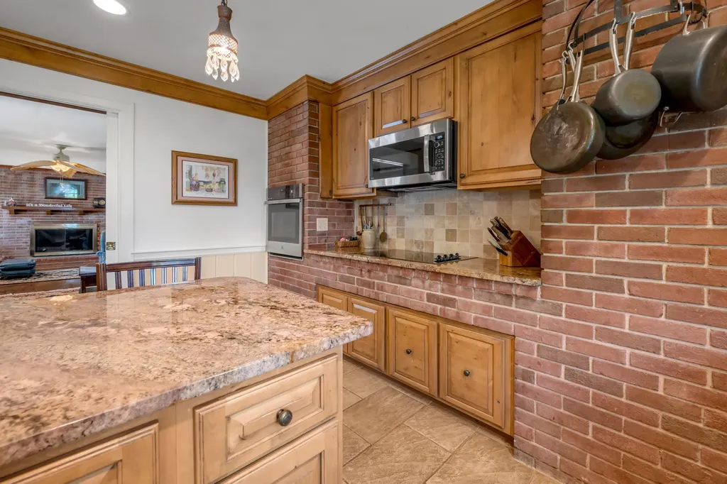 255 Shryocks Ferry Road Versailles KY 40383