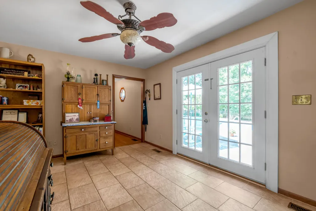 255 Shryocks Ferry Road Versailles KY 40383