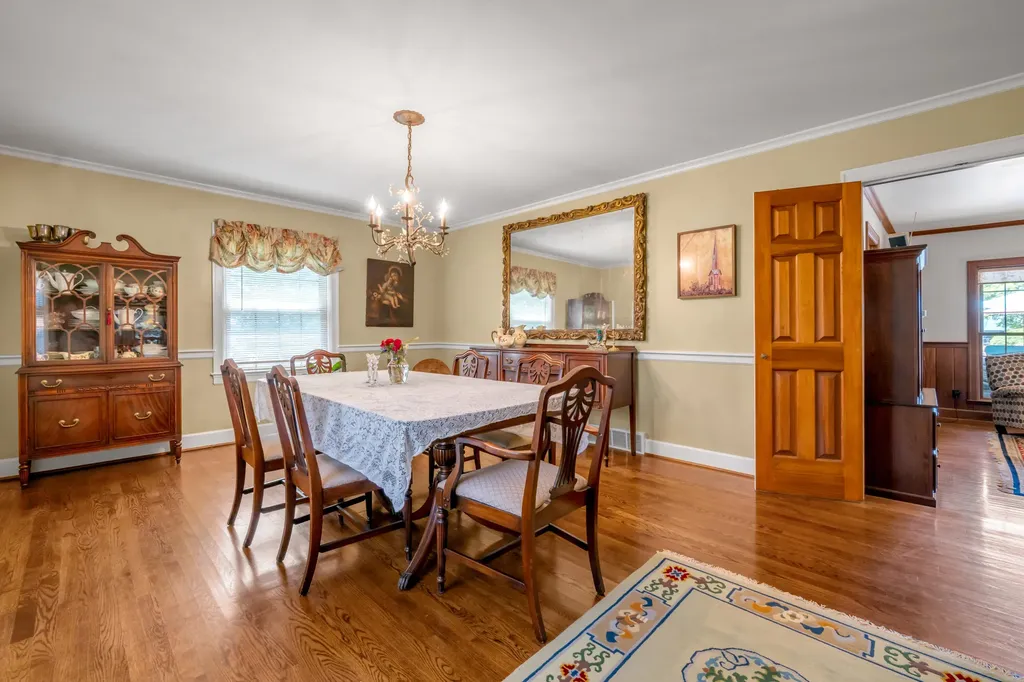 255 Shryocks Ferry Road Versailles KY 40383