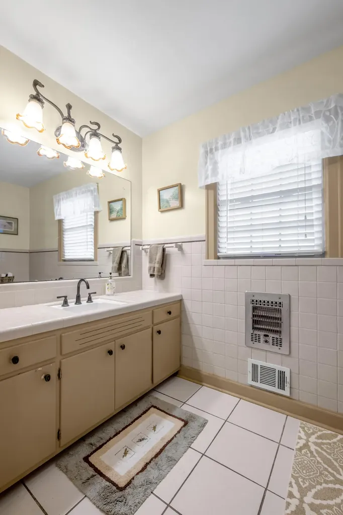 255 Shryocks Ferry Road Versailles KY 40383