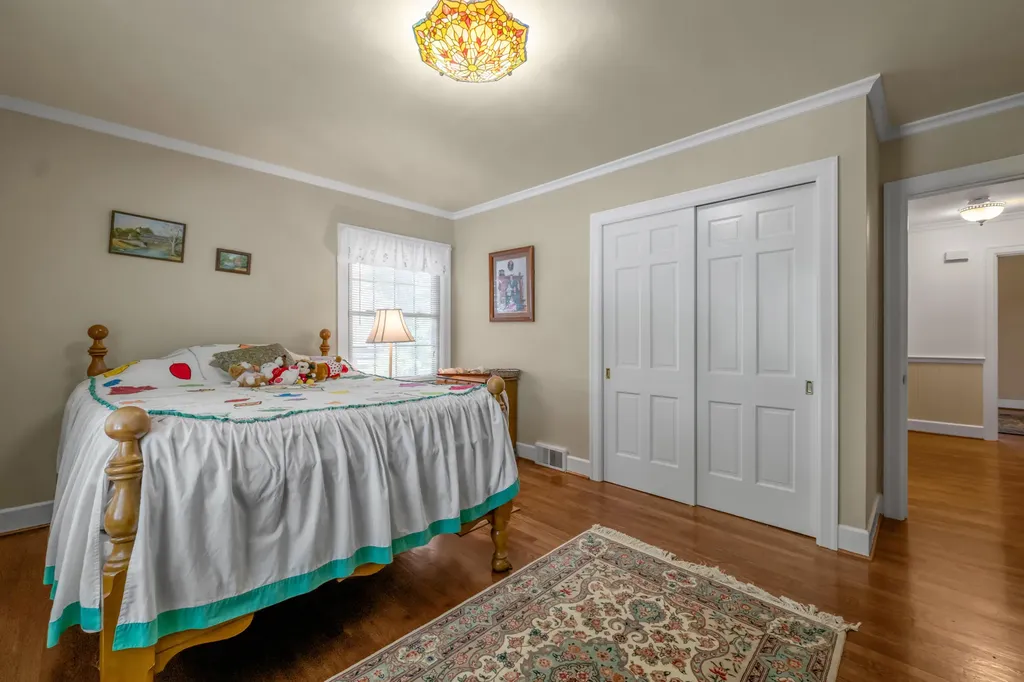 255 Shryocks Ferry Road Versailles KY 40383