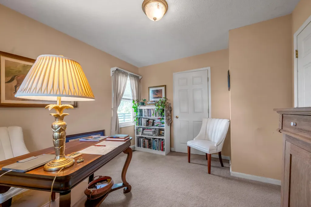 255 Shryocks Ferry Road Versailles KY 40383