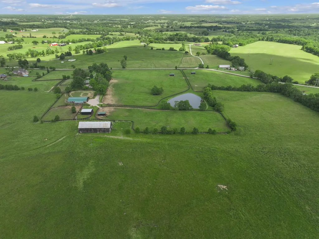 255 Shryocks Ferry Road Versailles KY 40383