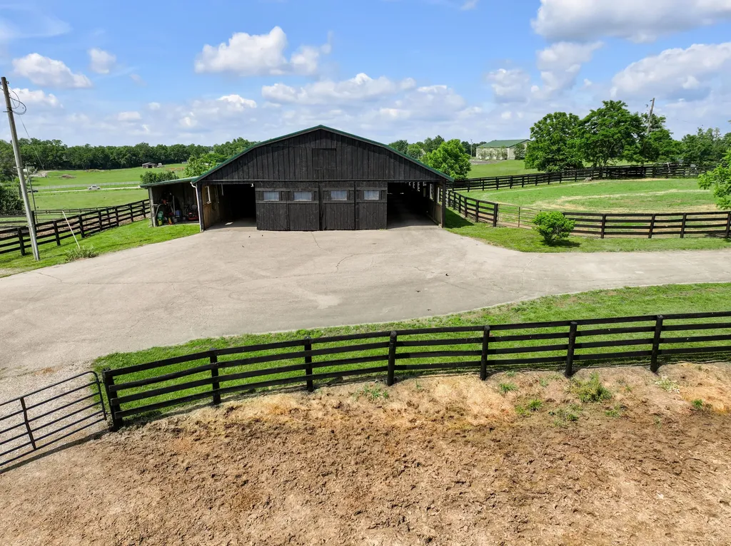 255 Shryocks Ferry Road Versailles KY 40383