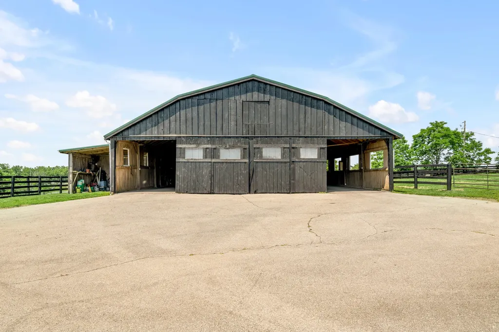 255 Shryocks Ferry Road Versailles KY 40383