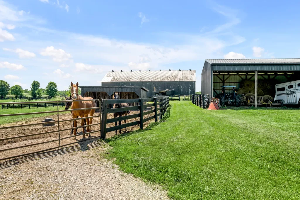 255 Shryocks Ferry Road Versailles KY 40383