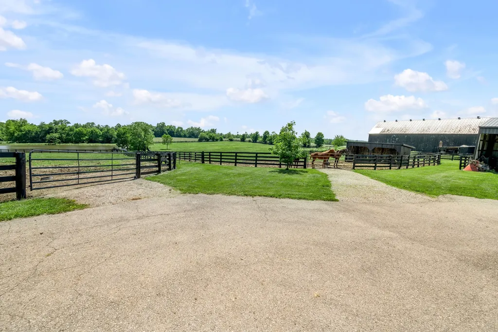 255 Shryocks Ferry Road Versailles KY 40383