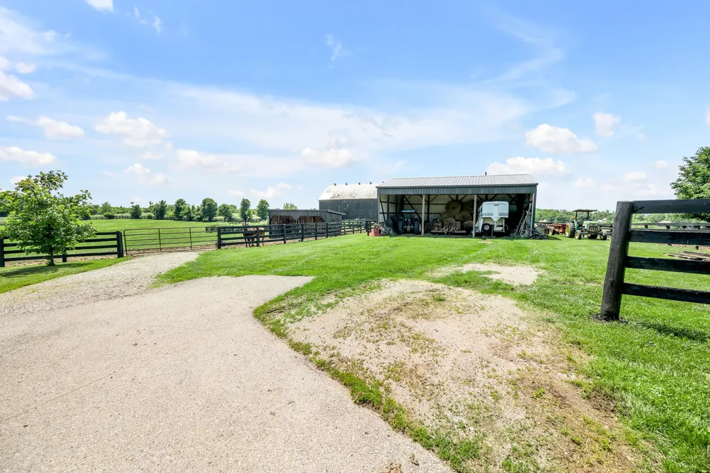 255 Shryocks Ferry Road Versailles KY 40383