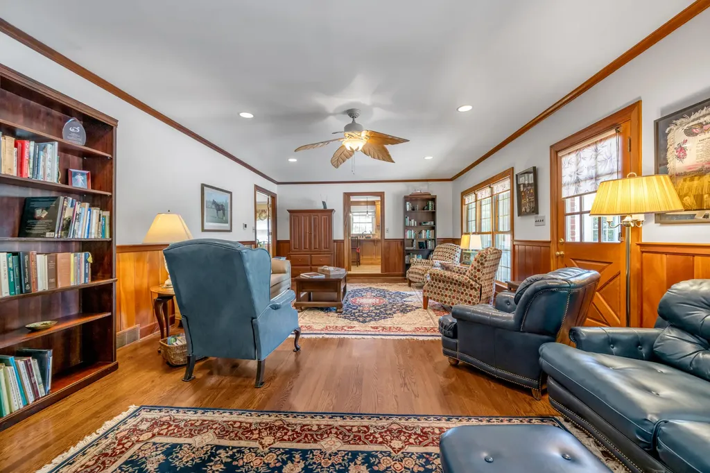 255 Shryocks Ferry Road Versailles KY 40383