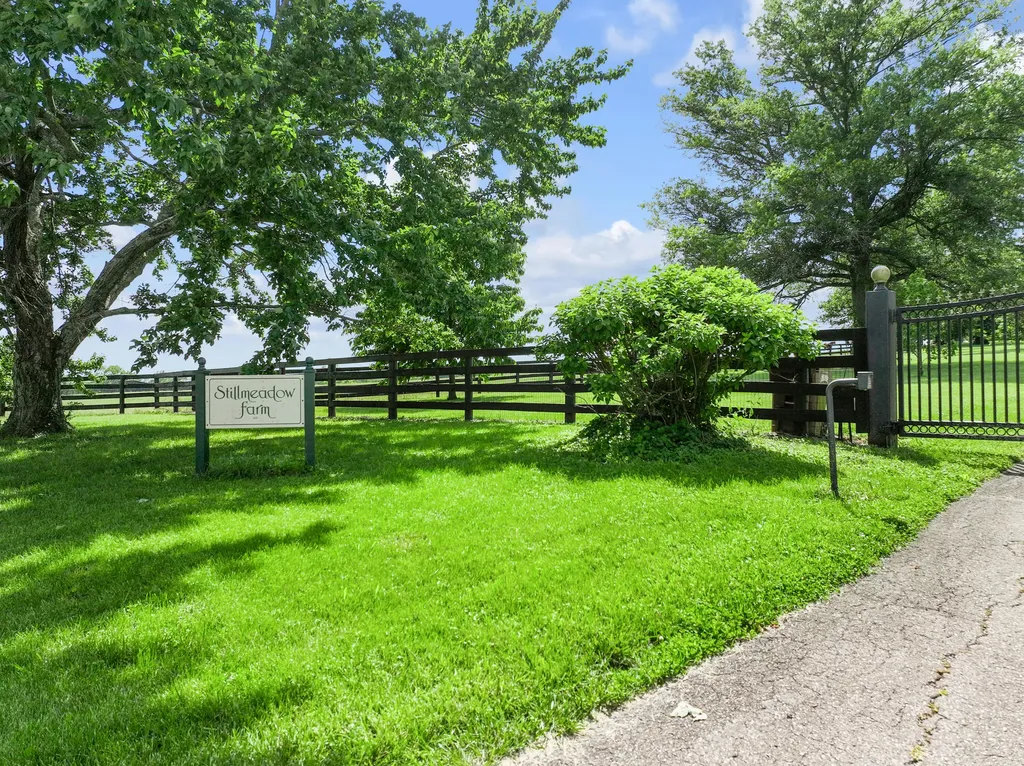 255 Shryocks Ferry Road Versailles KY 40383