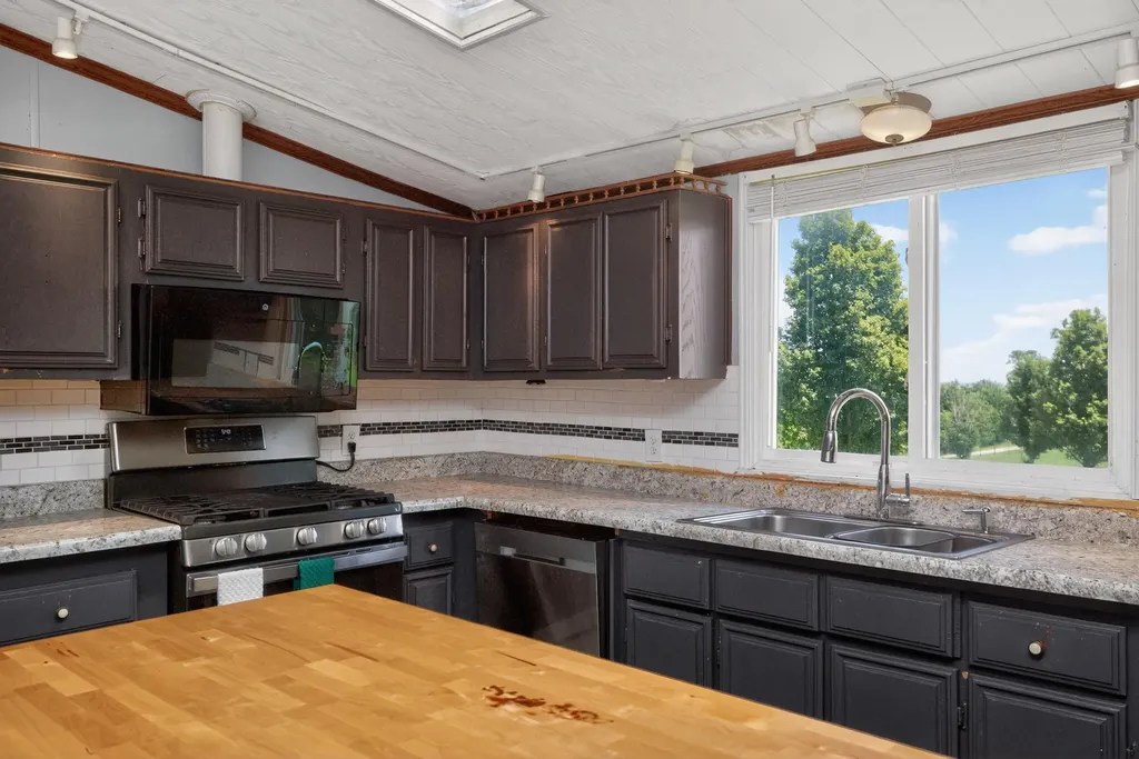 957 Cane Run Road Springfield KY 40069