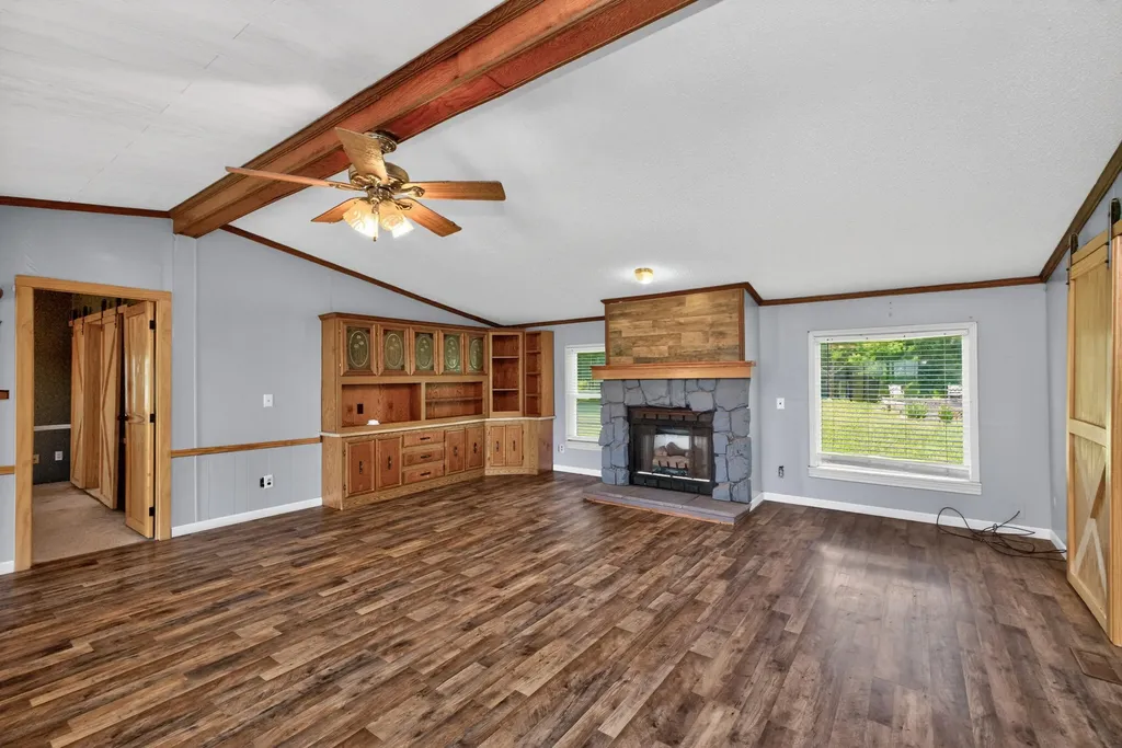 957 Cane Run Road Springfield KY 40069