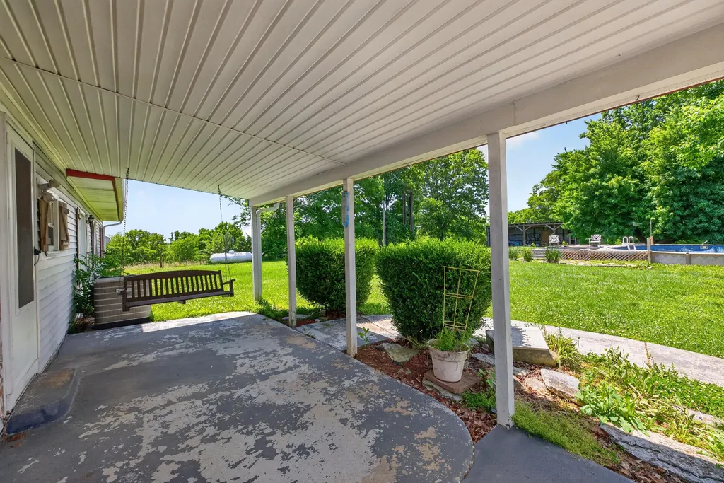 957 Cane Run Road Springfield KY 40069