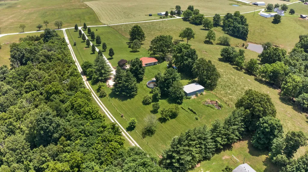 957 Cane Run Road Springfield KY 40069