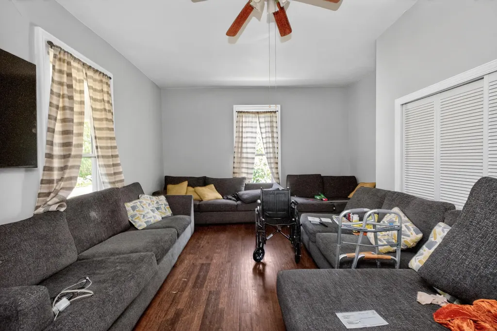 410 W Lexington Avenue Winchester KY 40391